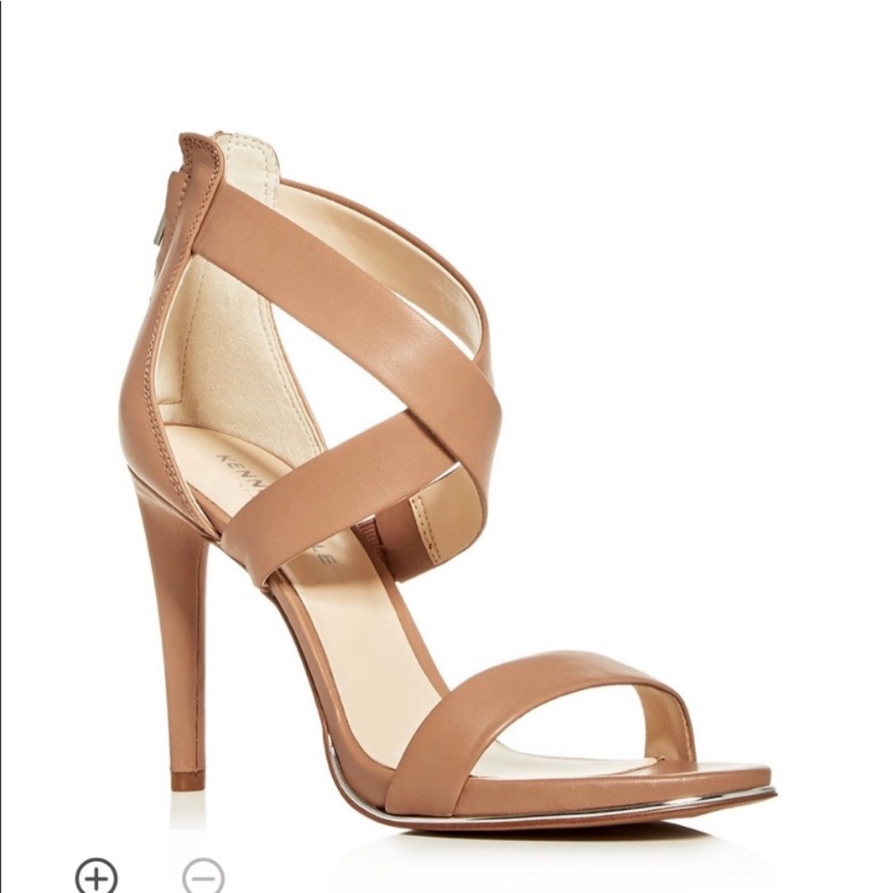 Kenneth Cole Brooke Cross Sandal